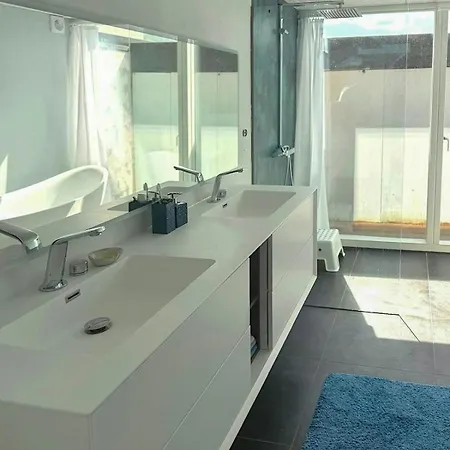 Holiday home House With Sauna And Views Of Ho Bay *
